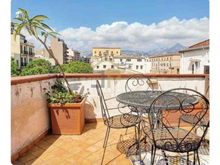 Monolocale in Vendita a Palermo, 50'000&euro;, 25 m²