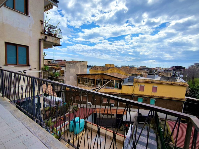 Quadrilocale in Vendita a Giardini Naxos, 150'000&euro;, 95 m²
