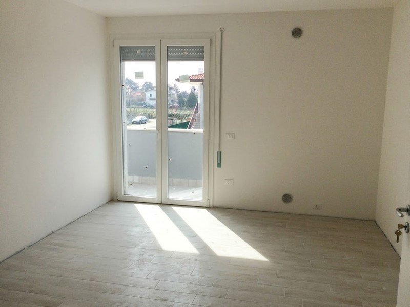 Trilocale in Vendita a Gavello, 100'000&euro;, 70 m²