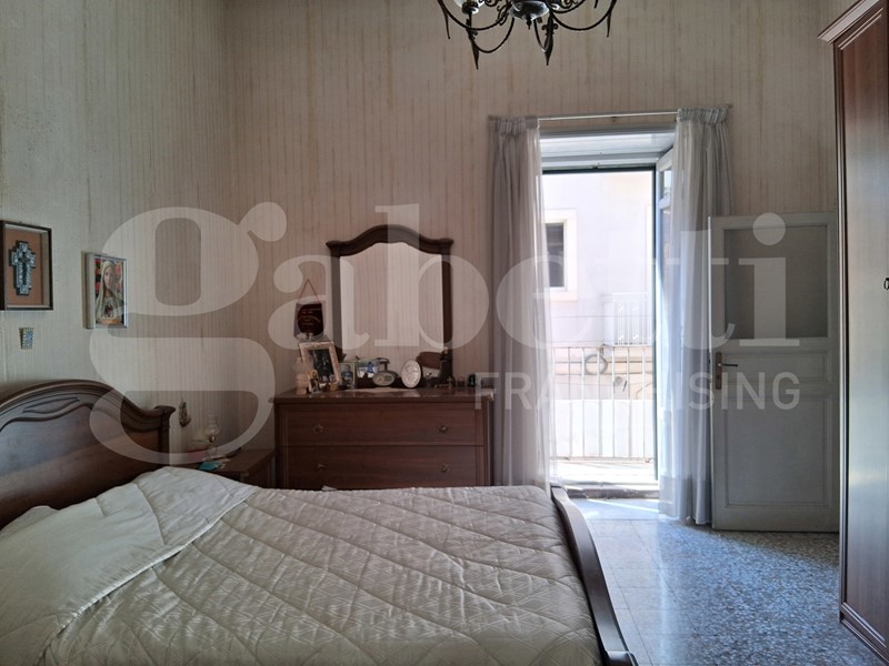 Trilocale in Vendita a Ragusa, 29'900&euro;, 61 m², con Box