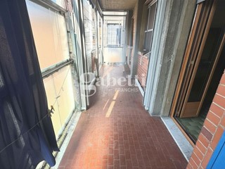 Appartamento in Vendita a Torino, 188'000&euro;, 110 m², con Box