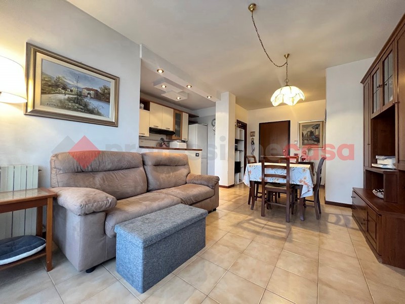 Bilocale in Affitto a Verona, 850&euro;, 75 m², arredato, con Box