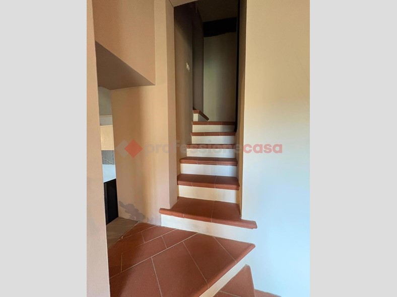 Bilocale in Affitto a Pistoia, 900&euro;, 70 m², arredato