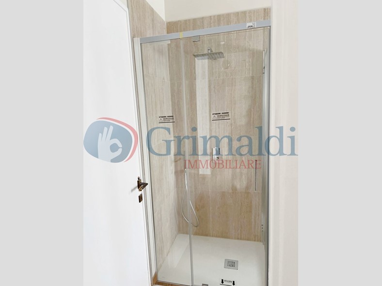 Bilocale in Vendita a Roma, 369'000&euro;, 65 m²