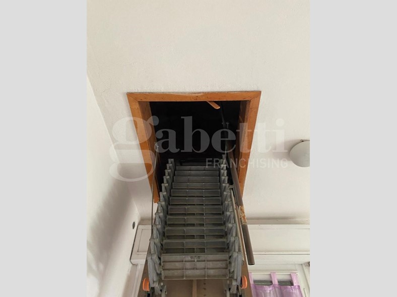 Quadrilocale in Vendita a Fratta Polesine, 60'000&euro;, 92 m², con Box