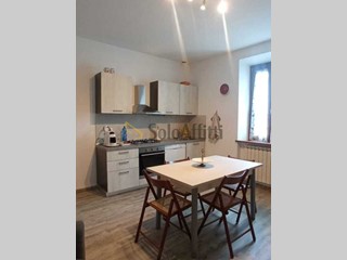 Bilocale in Affitto a Siena, zona Acquacalda Petriccio Uncinello, 600&euro;, 52 m², arredato