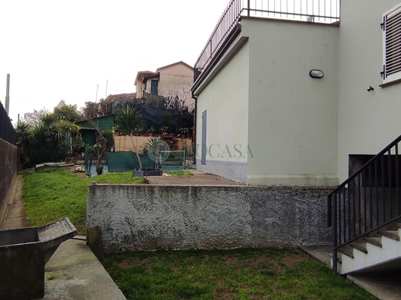 Appartamento in Vendita a Vezzano Ligure, 118'000&euro;, 96 m²