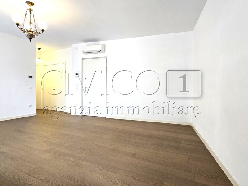 Appartamento in Vendita a Vicenza, zona S. Andrea, 395'000&euro;, 160 m², con Box