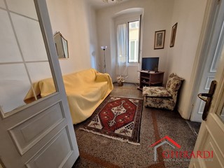 Appartamento in Affitto a Genova, zona Sestri Ponente, 600&euro;, 105 m², arredato