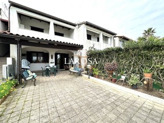 Quadrilocale in Vendita a Melendugno, zona San Foca, 120'000&euro;, 65 m², arredato