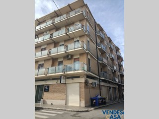 Quadrilocale in Vendita a Acquaviva delle Fonti, 160'000&euro;, 100 m²