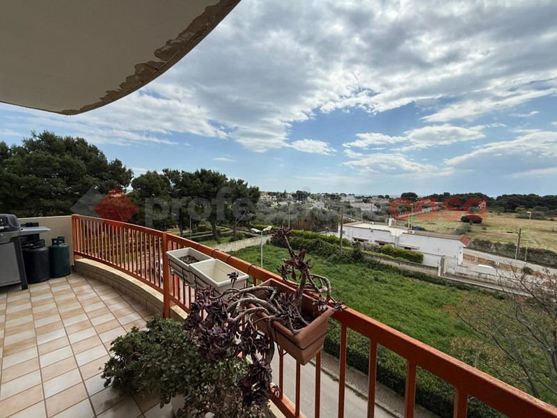 Quadrilocale in Vendita a Taranto, 169'000&euro;, 110 m², con Box