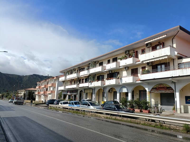 Appartamento in Vendita a Squillace, 128'000&euro;, 130 m²