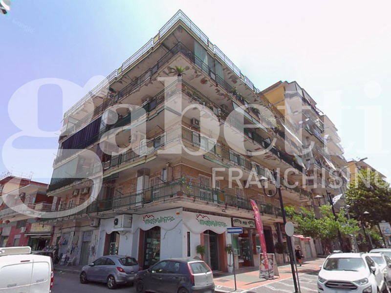 Bilocale in Vendita a Arzano, 135'000&euro;, 108 m²