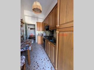 Appartamento in Affitto a Minturno, 1'600&euro;, 140 m², arredato