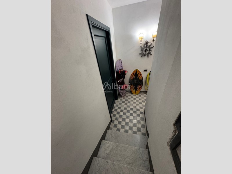 Trilocale in Vendita a Lerici, 160'000&euro;, 23 m², arredato