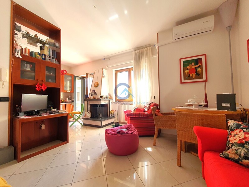 Trilocale in Vendita a Catanzaro, zona Sala, 134'000&euro;, 85 m²