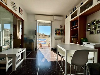 Appartamento in Vendita a Genova, zona Quarto, 218'000&euro;, 77 m²