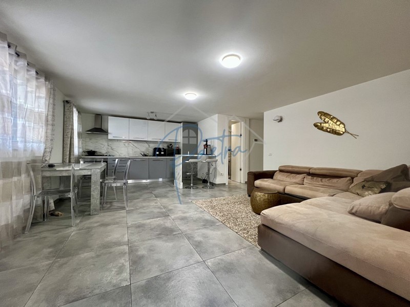 Trilocale in Affitto a Massa, 1'000&euro;, 60 m², arredato