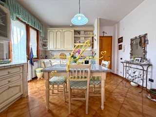 Quadrilocale in Vendita a Cecina, 188'000&euro;, 69 m², con Box