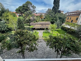 Bilocale in Vendita a Pisa, 250'000&euro;, 60 m²