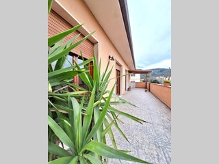 Appartamento in Vendita a Vicopisano, 230'000&euro;, 130 m², con Box