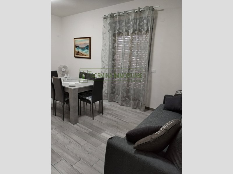 Trilocale in Vendita a Gaggi, 80'000&euro;, 60 m²