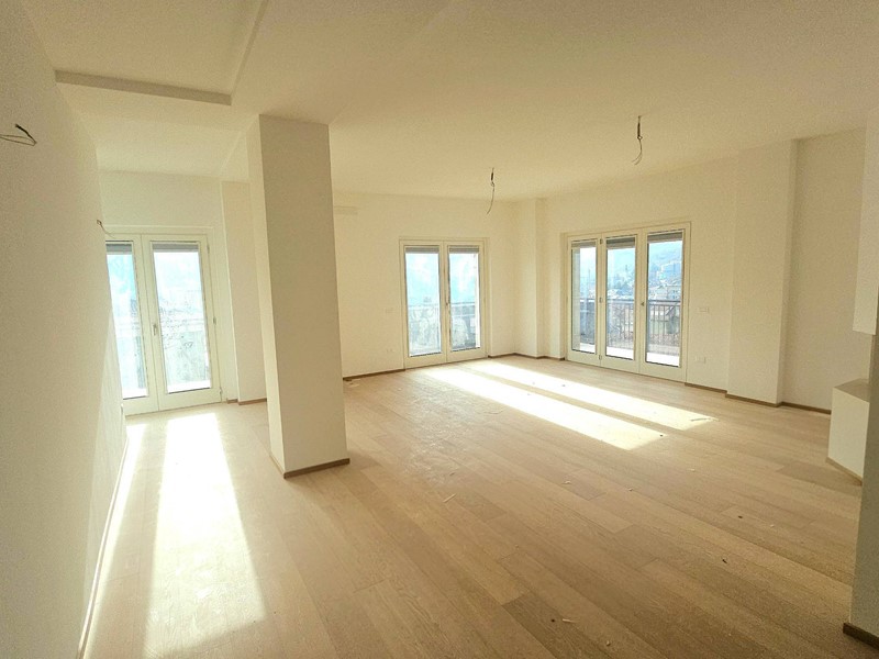 Appartamento in Vendita a Teramo, 265'000&euro;, 178 m²