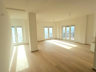 Appartamento in Vendita a Teramo, 265'000&euro;, 178 m²