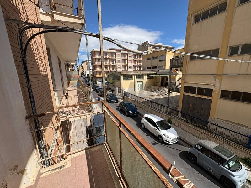 Quadrilocale in Vendita a Caltagirone, 120'000&euro;, 171 m²