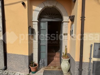Appartamento in Vendita a Forlì del Sannio, 120'000&euro;, 250 m², arredato