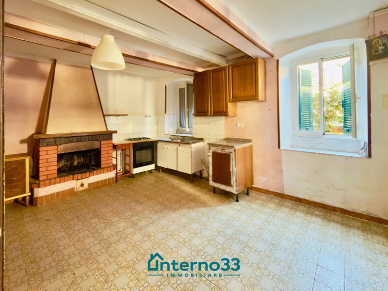 Quadrilocale in Vendita a Luni, 110'000&euro;, 120 m²