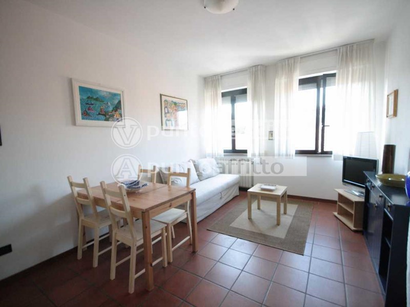 Bilocale in Affitto a Lucca, zona San Concordio Contrada, 600&euro;, 45 m², arredato