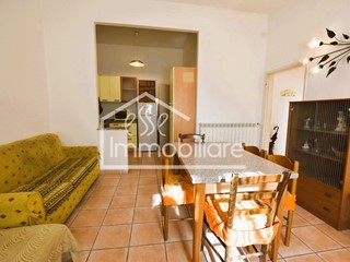 Bilocale in Vendita a Empoli, zona Ponzano, 135'000&euro;, 56 m², con Box