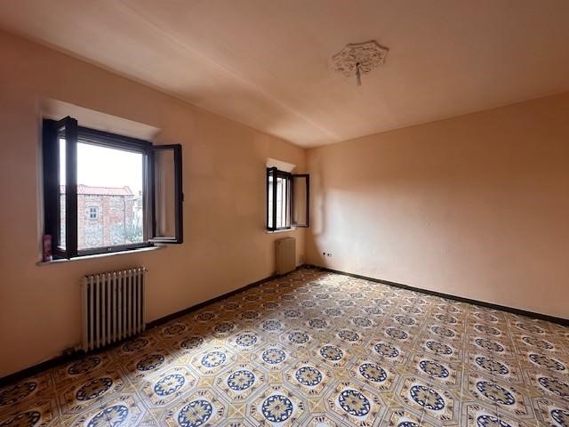 Quadrilocale in Vendita a Cascina, 145'000&euro;, 100 m²