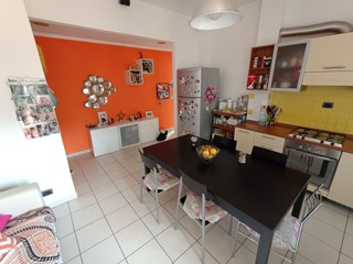 Bilocale in Vendita a Massa, 135'000&euro;, 50 m², arredato