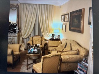 Bilocale in Vendita a Viareggio, 250'000&euro;, 55 m², arredato
