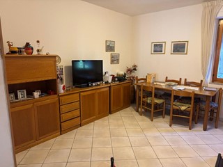 Quadrilocale in Vendita a Sovicille, zona San Rocco a Pilli, 165'000&euro;, 67 m², arredato, con Box