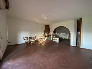 Appartamento in Vendita a Prato, zona Fontanelle, 615'000&euro;, 483 m²