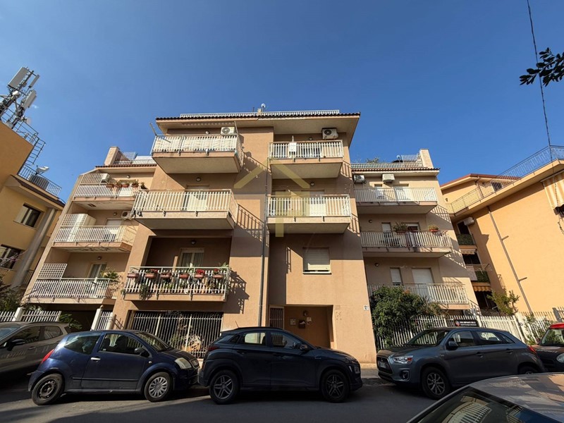 Appartamento in Vendita a Ficarazzi, 189'000&euro;, 157 m²