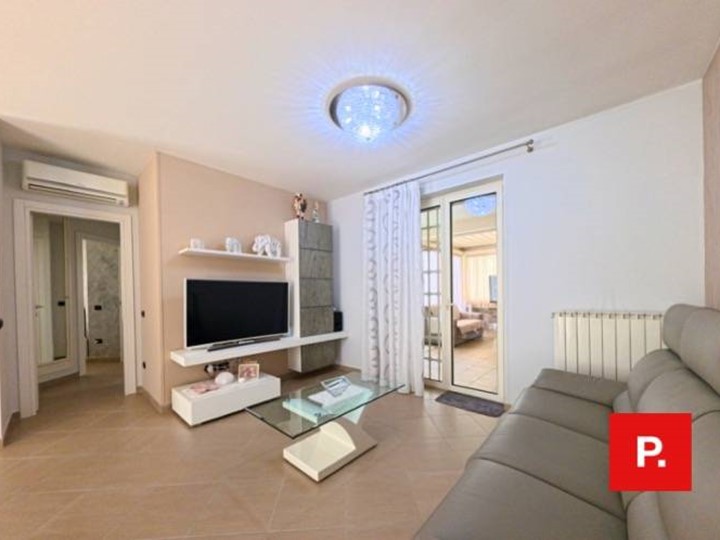 Quadrilocale in Vendita a Caserta, 295'000&euro;, 95 m²