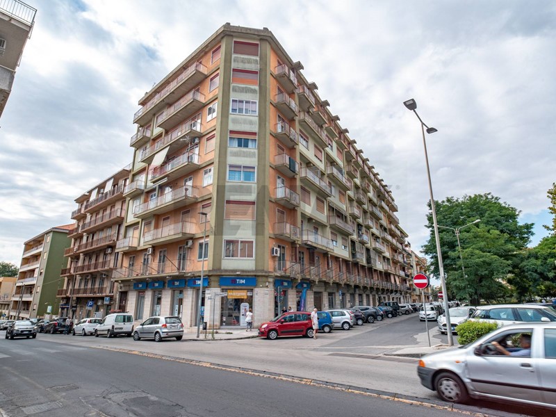 Appartamento in Vendita a Caltagirone, 95'000&euro;, 197 m²