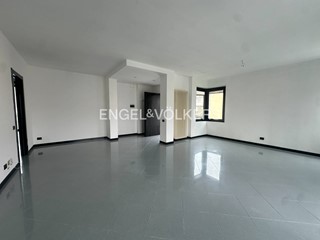 Appartamento in Vendita a Montesilvano, 280'000&euro;, 141 m²