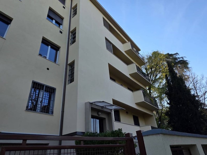 Appartamento in Affitto a Bologna, 1'600&euro;, 100 m²