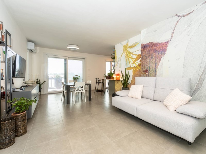 Trilocale in Vendita a Jesolo, 370'000&euro;, 87 m²