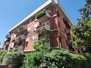 Quadrilocale in Vendita a Roma, 299'000&euro;, 124 m²