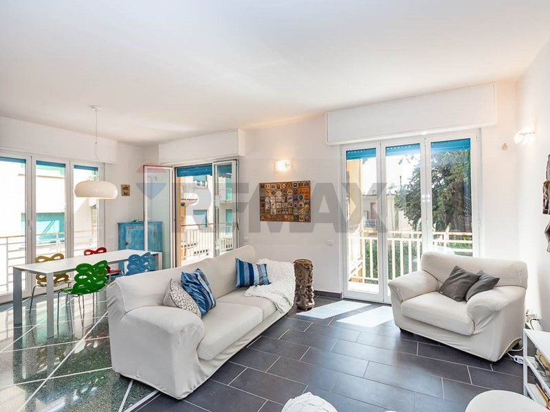 Trilocale in Vendita a Rapallo, 360'000&euro;, 114 m²