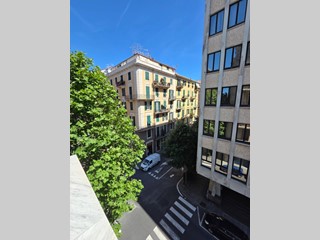 Appartamento in Vendita a Savona, 339'000&euro;, 180 m²