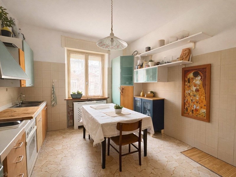 Appartamento in Vendita a Vicenza, 136'000&euro;, 130 m²