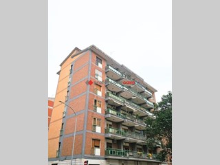 Appartamento in Vendita a Foggia, 158'000&euro;, 140 m², con Box